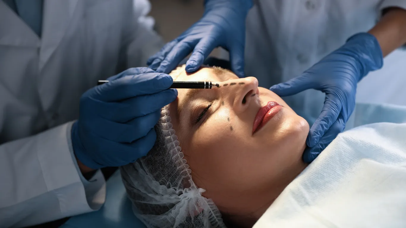 How to improve the appearance of scars after plastic surgery